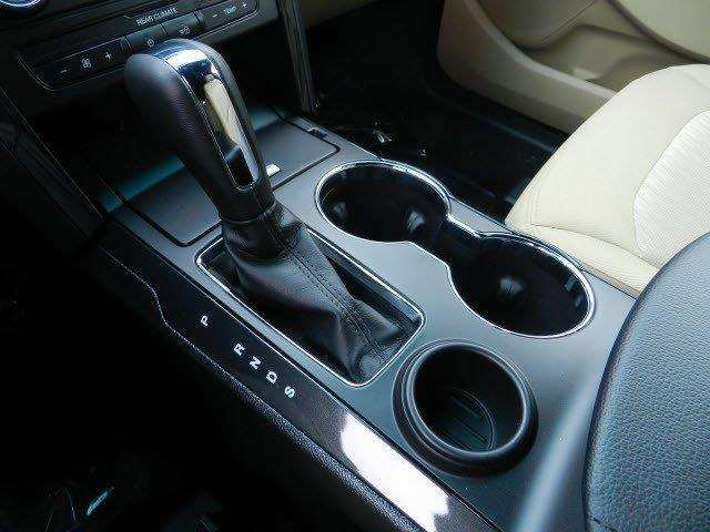 Ford Explorer 2016 photo 12